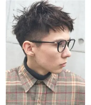 ショート 加藤木麻彩 NEROのヘアスタイル