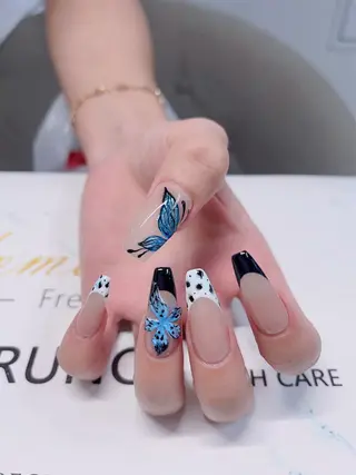 ネイル インフィニティ ネイルサロンのネイルデザイン