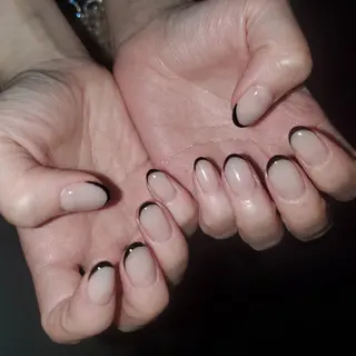 ネイル MOM 原宿店所属・MoM マムネイル原宿のネイルデザイン