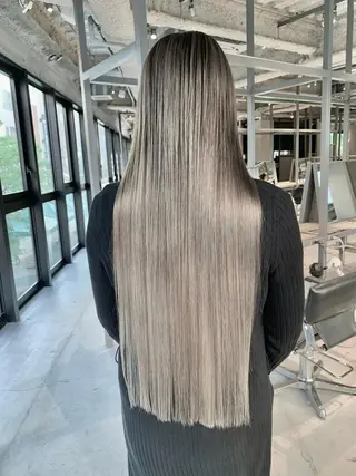 ロング カラー リョウ/ショート /ハイトーン/八王子のヘアスタイル