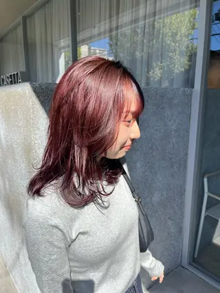 セミロング 藤井 美歩/赤髪のヘアスタイル