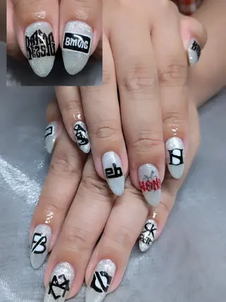 セミロング salon  Liange所属・La maharo YUのネイルデザイン