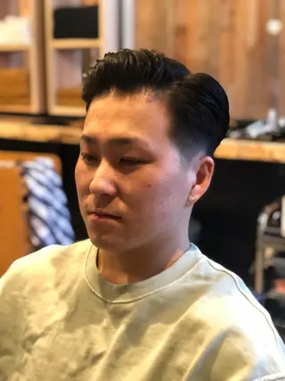 ショート メンズ BARBER SHOP FOURSEASON所属・OHNISH RYUSEIのヘアスタイル