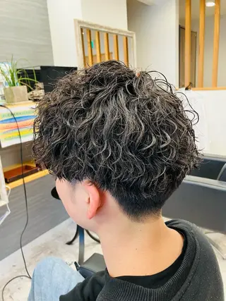 パーマ メンズ メンズ特化/パーマ/ フェードWATARUのヘアスタイル
