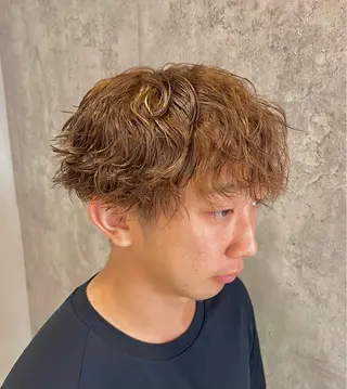 ショート カラー パーマ メンズ ⛓️メンズパーマの神 ⛓️Yoshiyaのヘアスタイル