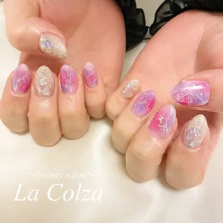 ネイル La Colzaのネイルデザイン