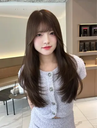 ロング レイヤー/縮毛 透明感カラー松沢州途のヘアスタイル