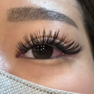 マツエク・マツパ ノーファンデの樹所属・宇治 名帆子のマツエク・マツパデザイン