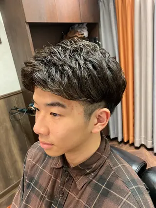 ショート パーマ LAVIE NEW STANDARD BARBER HANARE 新宿店所属・TANAHASHI ／モデル募集🆘のヘアスタイル