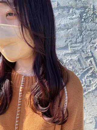ミディアム カラー 小畑 杏実のヘアスタイル