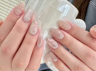 ネイル LE REVE Hinaのネイルデザイン