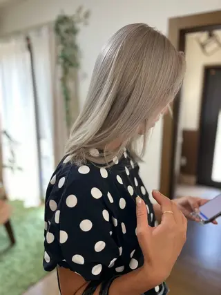 ミディアム カラー MERCI所属・マツモト コウダイのヘアスタイル