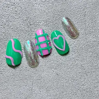 ネイル MAXKELLY MEGUMIのネイルデザイン