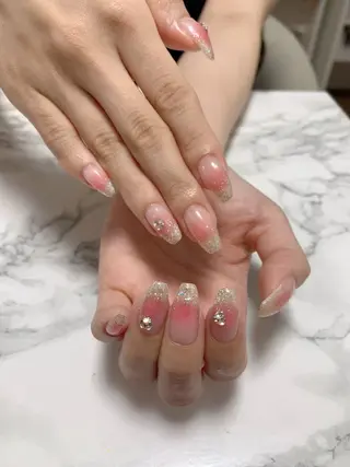 ネイル はな💎ネイル ワンホン、長さ出しのネイルデザイン