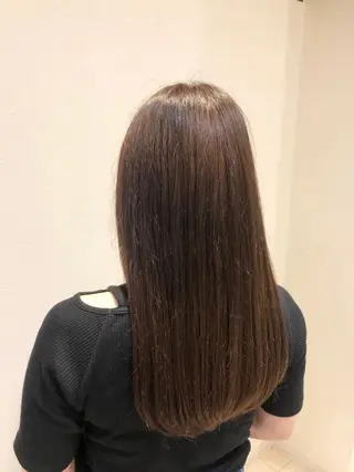 ロング カラー 森 邑奈のヘアスタイル