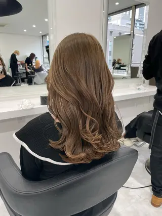 ロング 💍大人デザイン /ハイトーン♡リクトのヘアスタイル