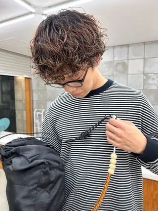 ショート パーマ 榛地 渉馬のヘアスタイル