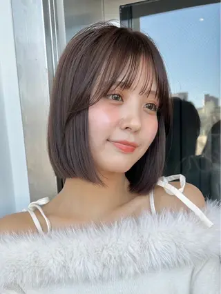 ミディアム 似合わせカット✂️✖ 地毛風縮毛矯正のヘアスタイル