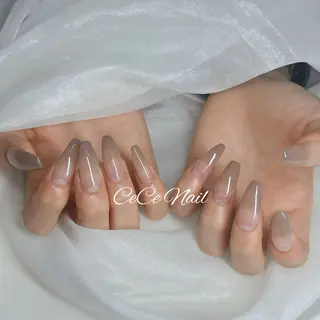 ネイル CeCe Garden所属・CeCeGarden ✨️キラキラワンホンのネイルデザイン