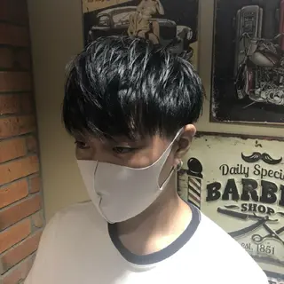 ミディアム 餘野 翔舞のヘアスタイル