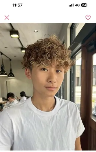 カラー メンズ ⚡️メンズ特化カラー ⚡️杉浦興大のヘアスタイル