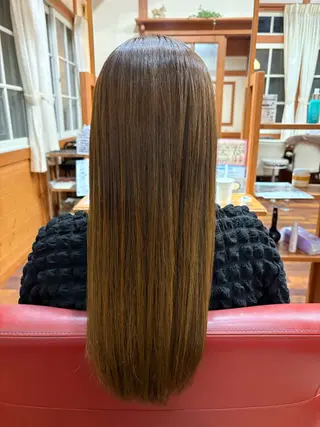 ロング 國友 美空のヘアスタイル