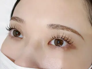 マツエク・マツパ Nail&Eyelash Rea所属・Rea🌈Coco 韓国風まつげパーマの眉毛・アイブロウイメージ
