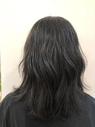 カラー Salon KOZA所属・中島 芽生のヘアスタイル