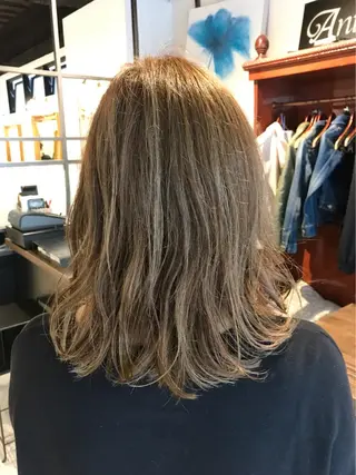 セミロング カラー パーマ パパで店長な戸田 健治【ショートヘア】のヘアスタイル