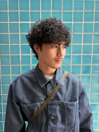 ミディアム パーマ メンズ メンズスタイリスト リュウジのヘアスタイル