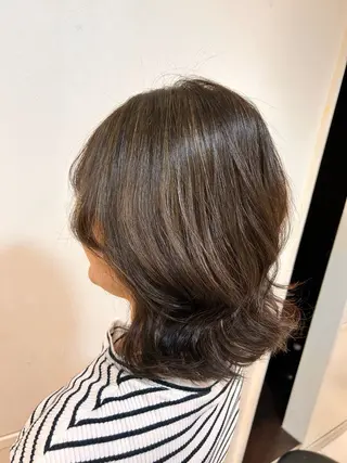ミディアム AONE☀️ 海外ヘアのヘアスタイル