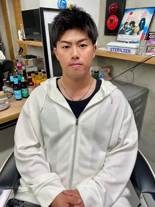 ショート MOTEL men's andshaving所属・鶴見 光のヘアスタイル