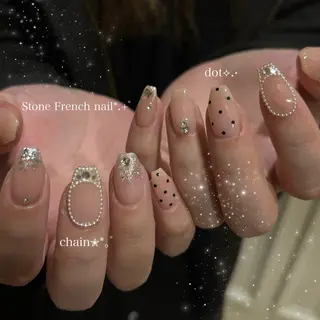 ネイル 🍓リスブラン MELのネイルデザイン