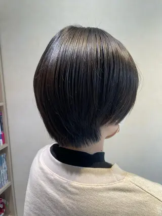 ショート カラー 柳井 準平のヘアスタイル