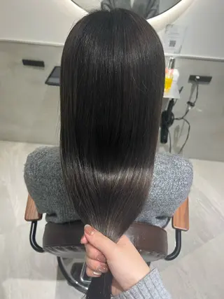 カラー eN° by youres hair 銀座所属・髪質改善・縮毛矯正 🦋✨️銀座/ゆうびのヘアスタイル