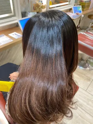 ハイトーン×ショート /RINのヘアスタイル