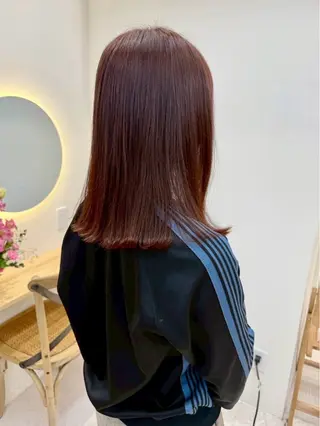 セミロング カラー Fumina 🤍のヘアスタイル