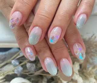 ネイル AngelChris ビューティーサロンのネイルデザイン