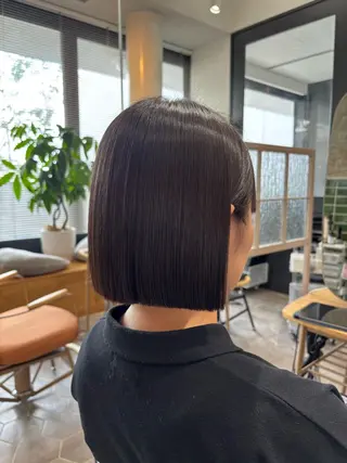 ショート ラ　カルモ所属・Tomo とものヘアスタイル