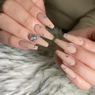 ネイル la vie  Luire所属・la vie Luire ｱｽｶのネイルデザイン