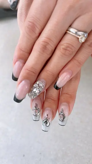 浦添 MOON nailのネイルデザイン