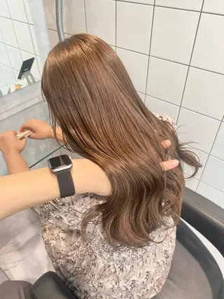 セミロング カラー ✨透明感、艶髪ヘア✨ 韓国ヘア特化💖のヘアスタイル