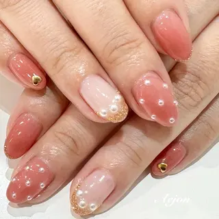 ネイル 🩵NORIKO 上品ネイルが得意🩵のネイルデザイン