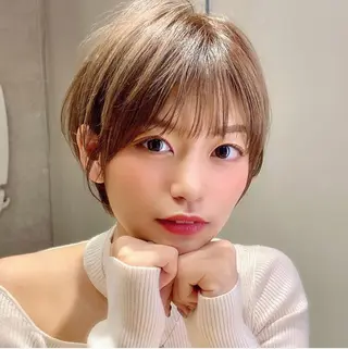 ショート カラー AFLOAT TOKYOのヘアスタイル