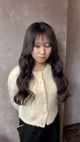 ロング カラーモデル募集✨️ YUKI🎀☁️のヘアスタイル