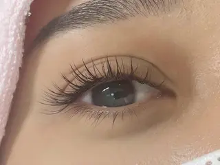 マツエク・マツパ ami eye&nail所属・小林 亜美のマツエク・マツパデザイン