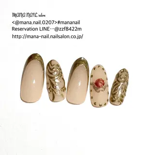 ネイル 廣瀬 真奈美のネイルデザイン