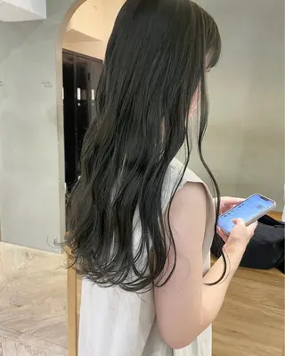 ロング 高発色ブリーチ/ ハイレイヤー🪽aiのヘアスタイル