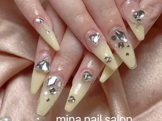 ネイル 櫻井 ナナのネイルデザイン