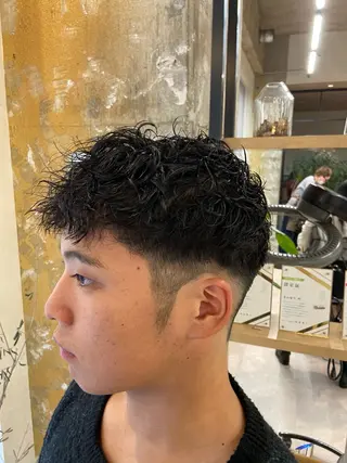 パーマ メンズ 艶カラー/縮毛矯正 /髪質改善/はるたのヘアスタイル